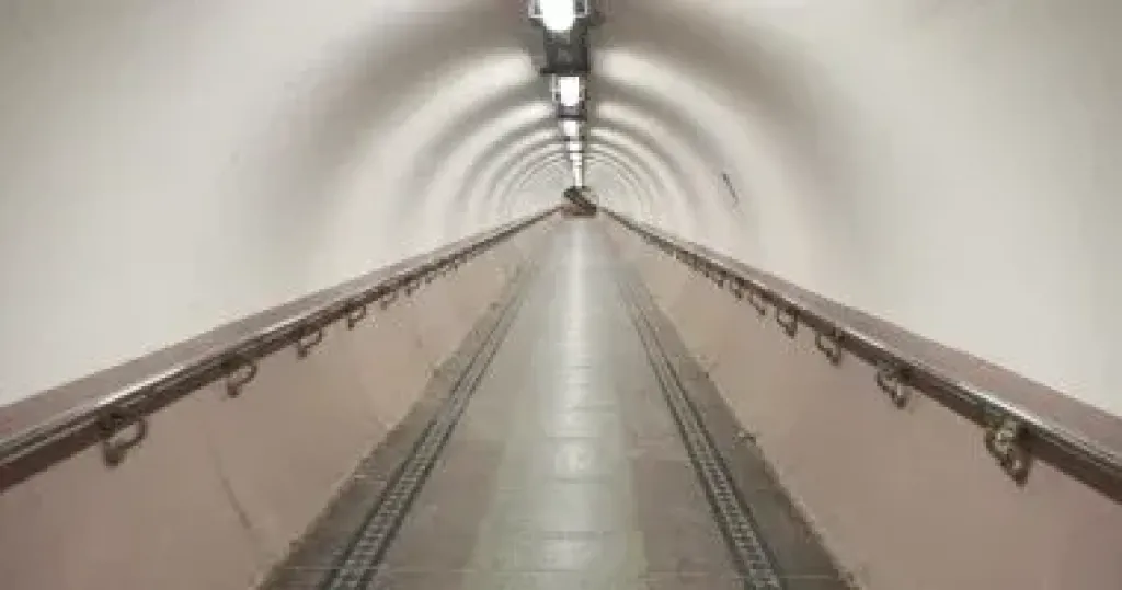 نفق 