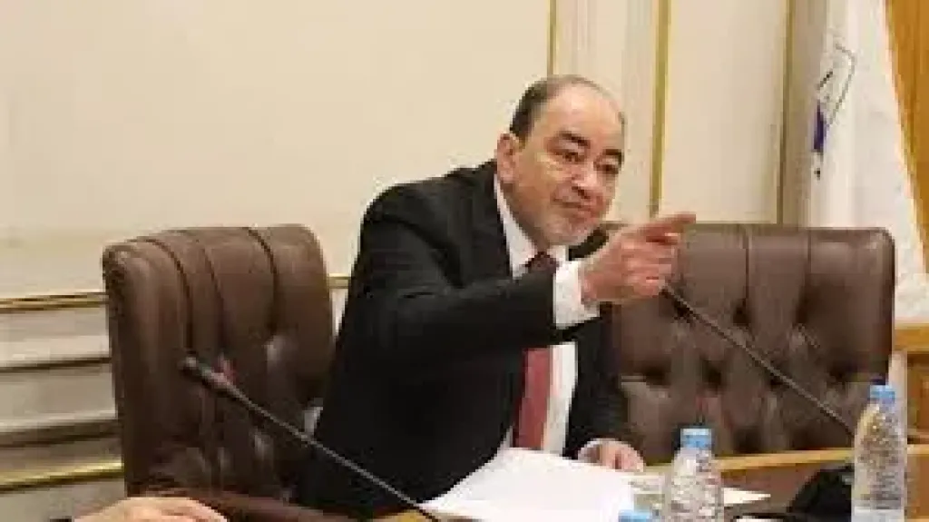 محمد إسماعيل عبده، رئيس شُعبة المستلزمات الطبية