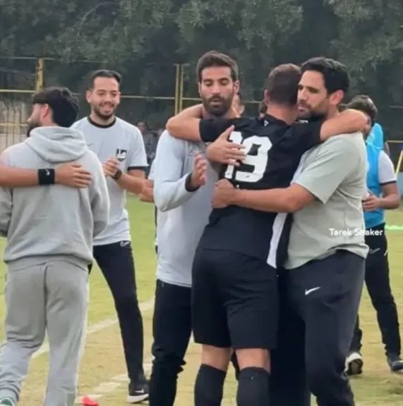 فرحة لاعبى مسار