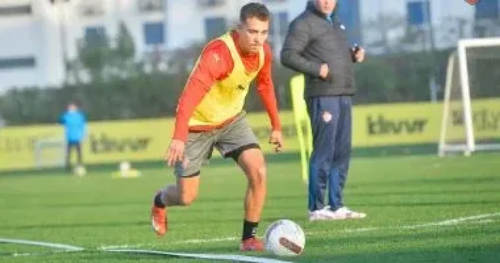 عمر الجزار لاعب سيراميكا