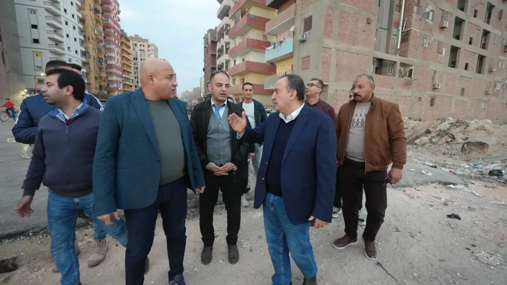 محافظ أسيوط 