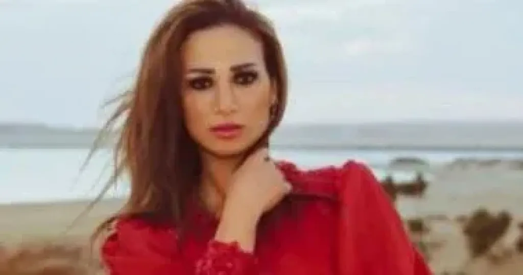  غادة طلعت