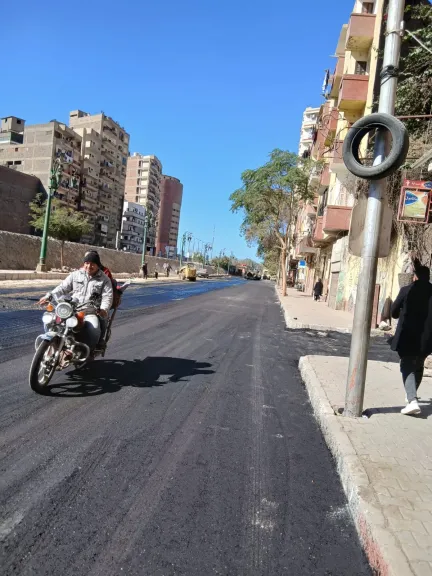 جانب من متابعه 