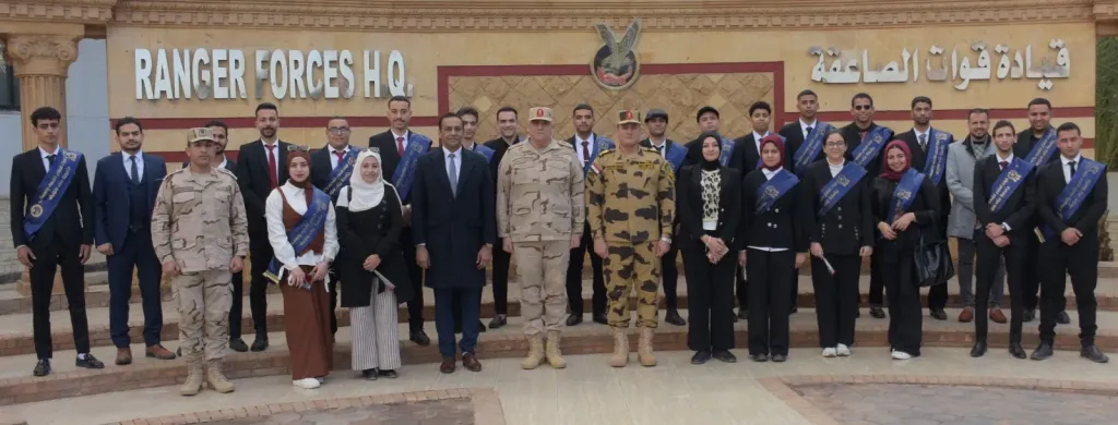 جانب من الزيارة 