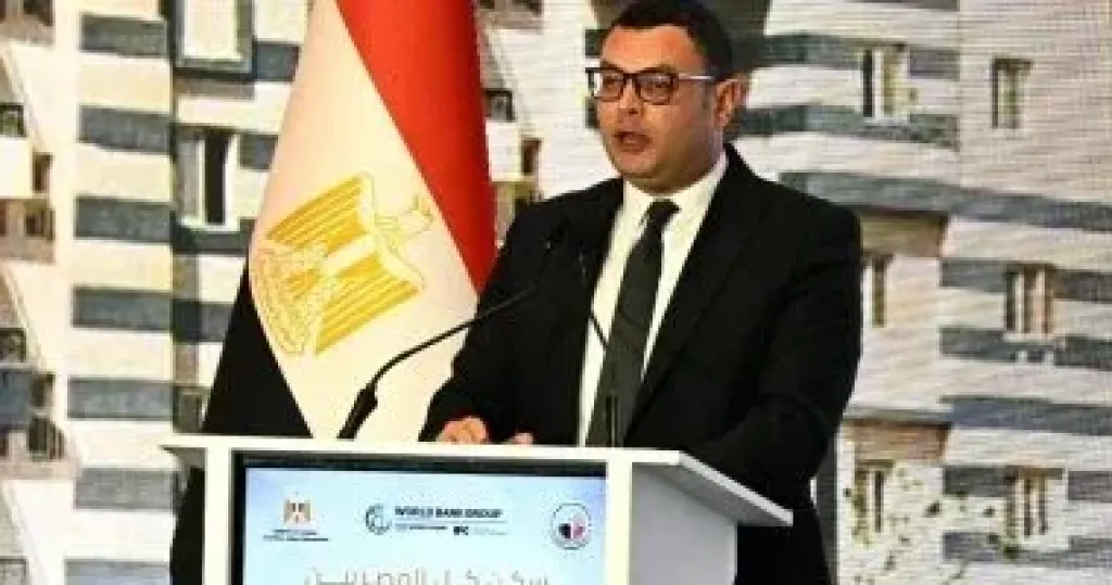 وزير الإسكان 