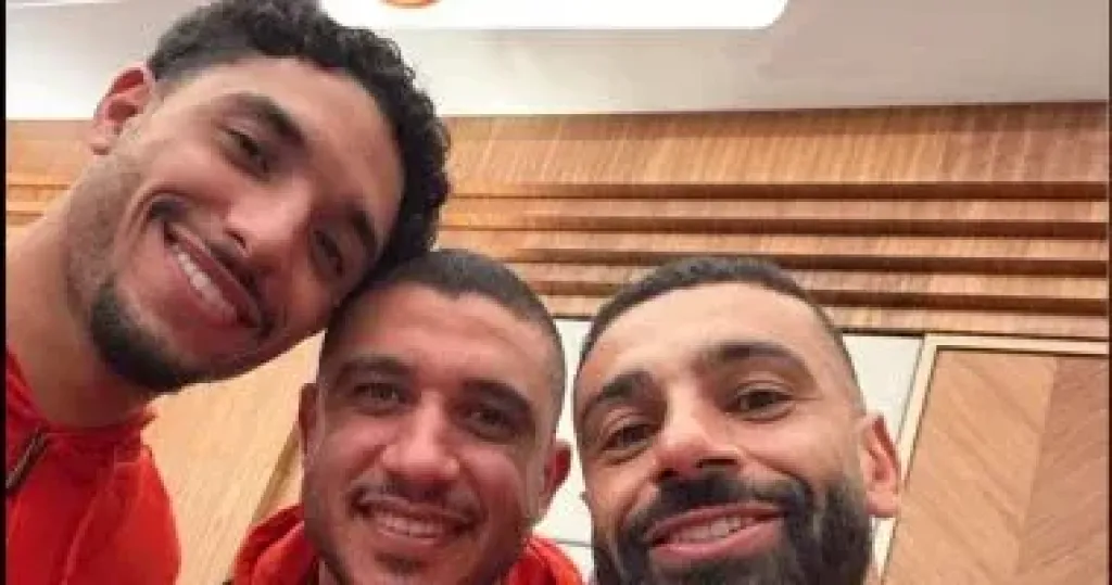 محمد صلاح وعمر مرموش ورامى ربيعة لاعبو منتخب مصر