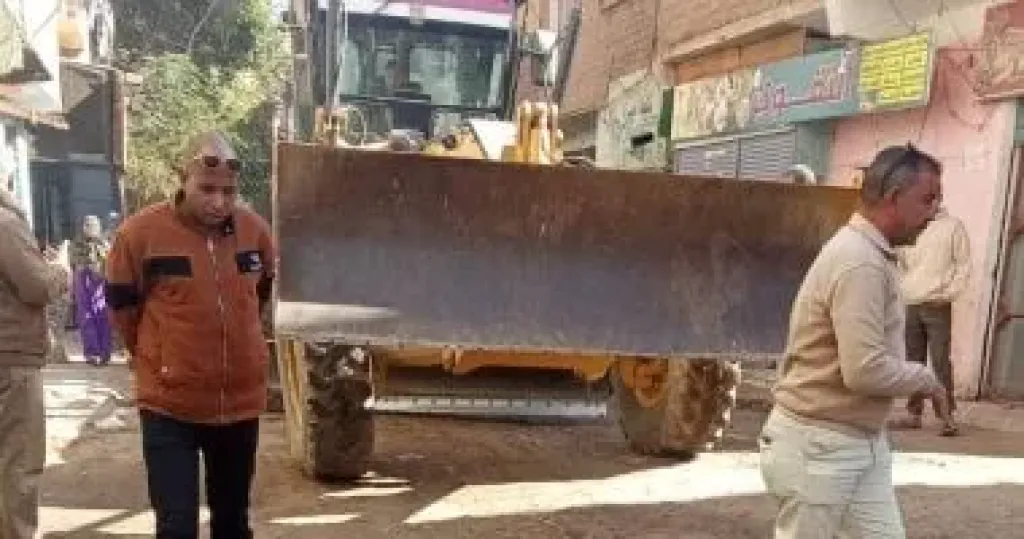 جانب من الحملات 