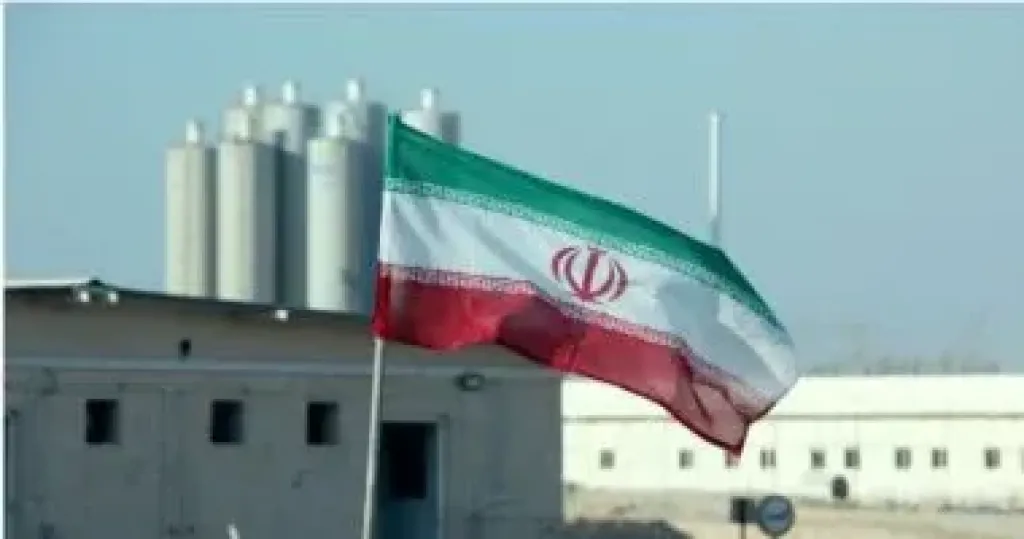 إيران