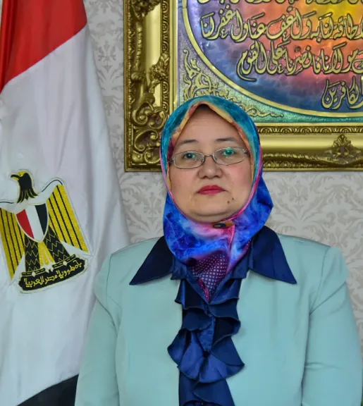 الكاتبة 