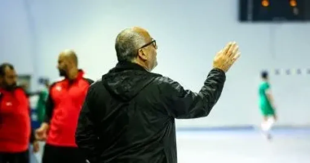 طارق محروس المدير الفنى لمنتخب مصر للشباب لكرة اليد