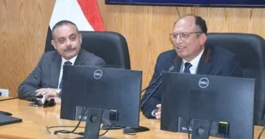 الدكتور السيد قنديل رئيس جامعة العاصمة