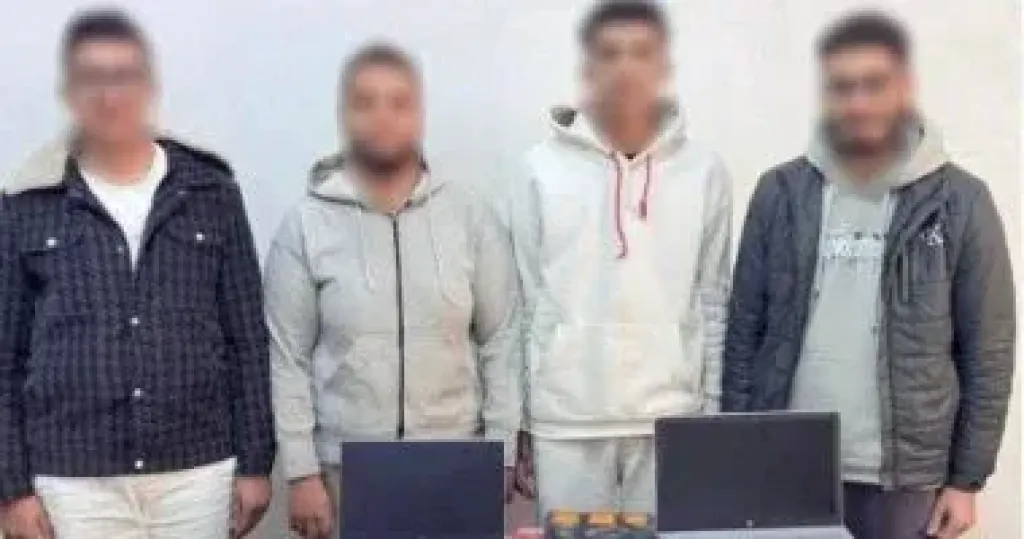 المتهمين 
