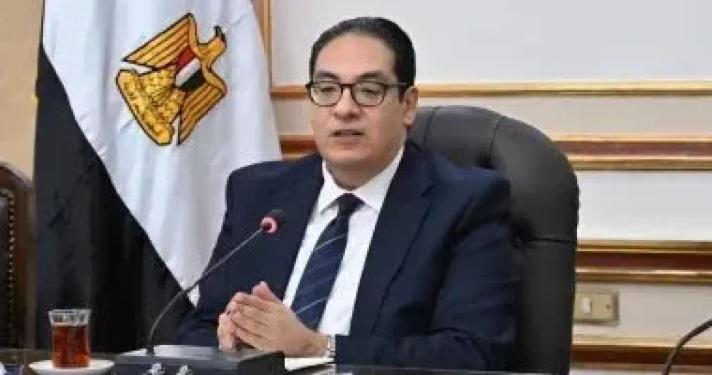رئيس جامعة القاهرة 