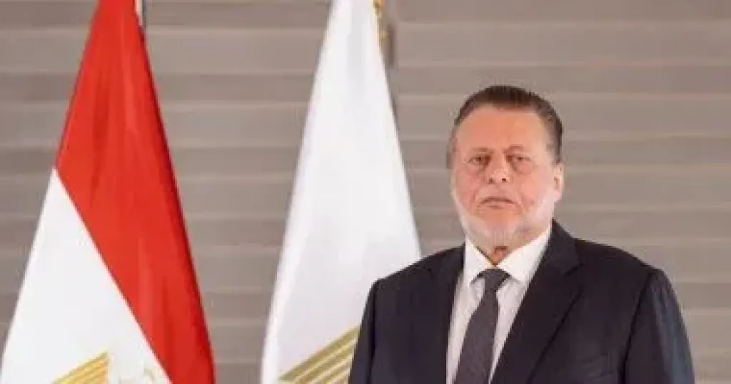 محافظ البنك المركزى  