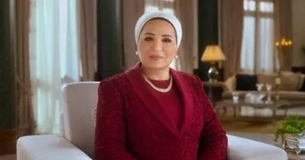  السيدة انتصار السيسى 