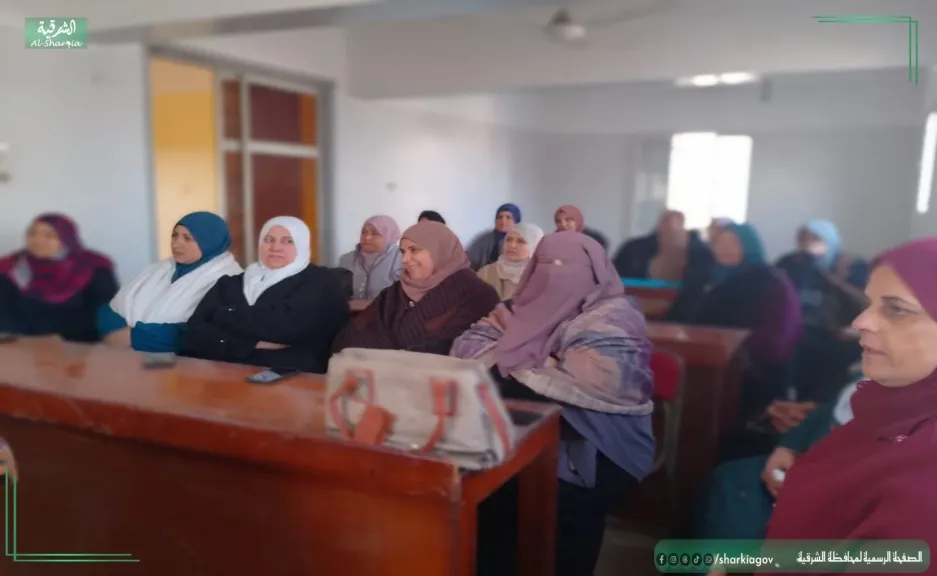 جانب من الندوات