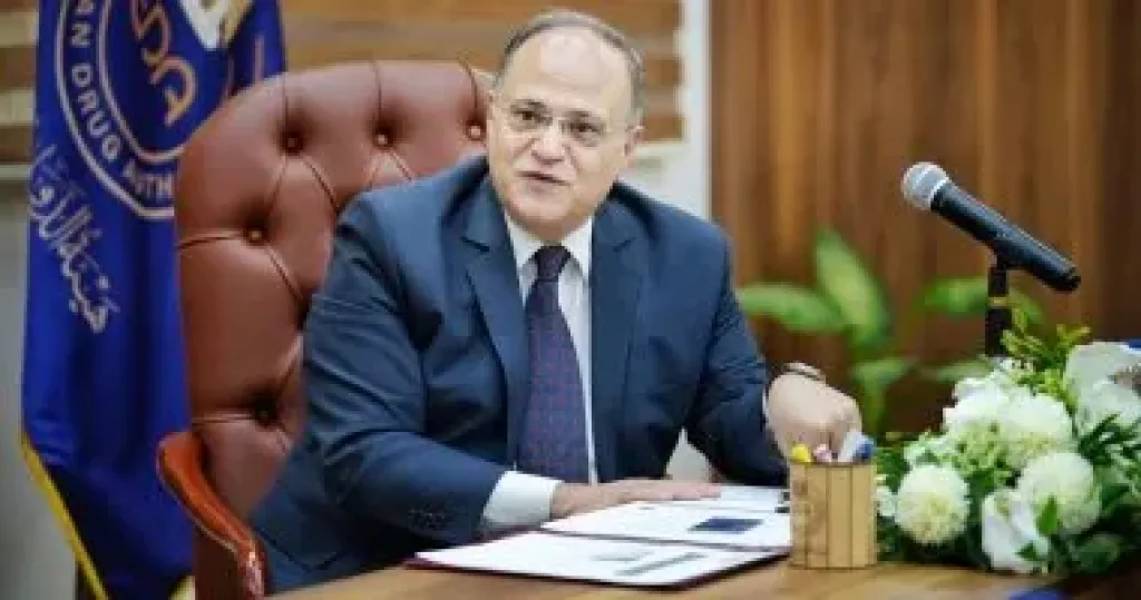   على الغمراوى 