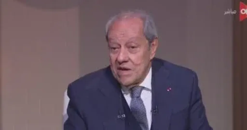 منير فخري عبد النور  