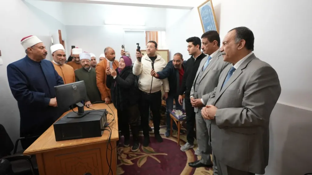 محافظ أسيوط 