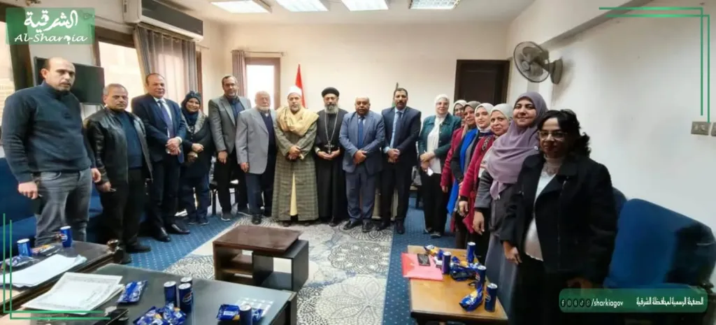 اللجنة والمشاركين فى الاختيار