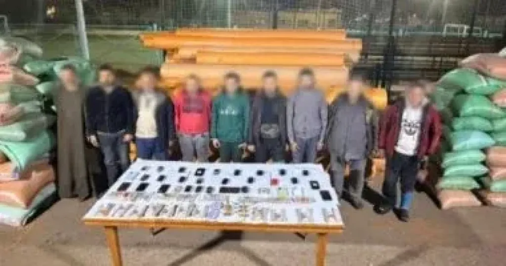 المتهمين 