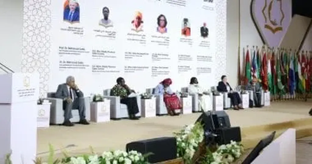 وزراء وخبراء بمؤتمر الأزهر للمرأة يدعون إلى تضافر الجهود لمنع تطبيب ختان الإناث