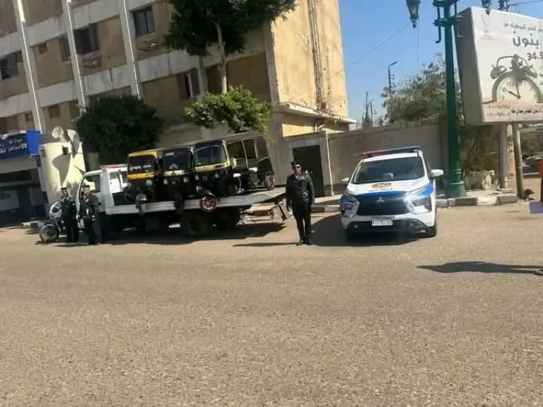 اثناء ضبط التكاتك 