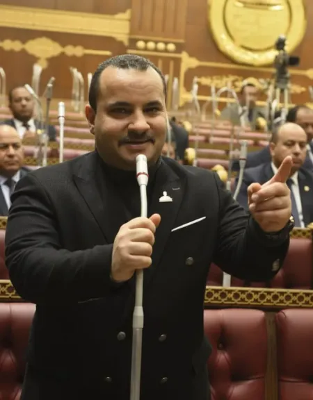 النائب صالح محمود