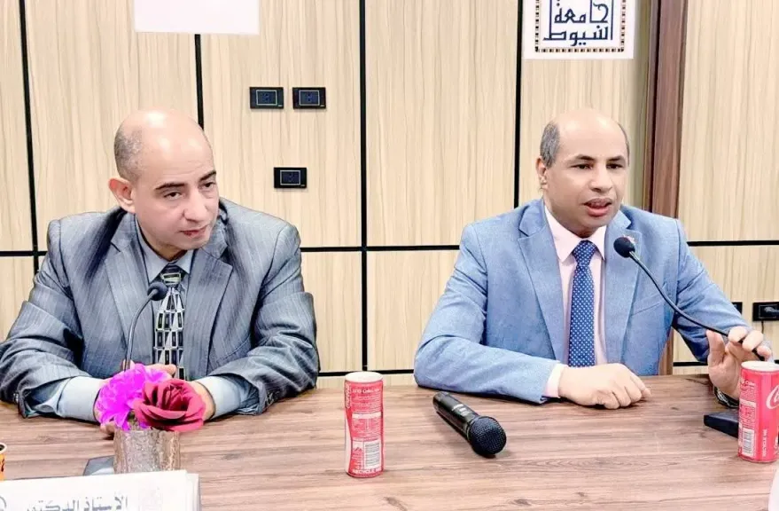 جانب من الاجتماع 
