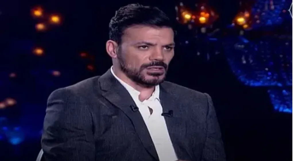 عمرو زكي