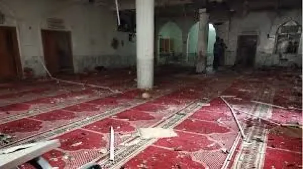 تفجير مسجد في باكستان