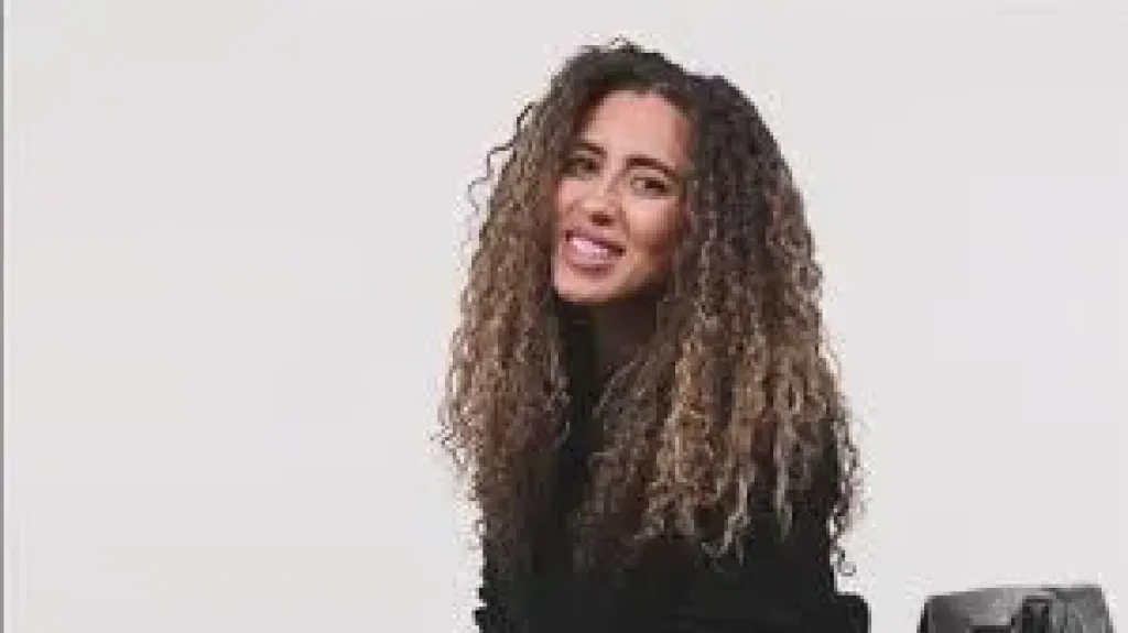 منه القيعى