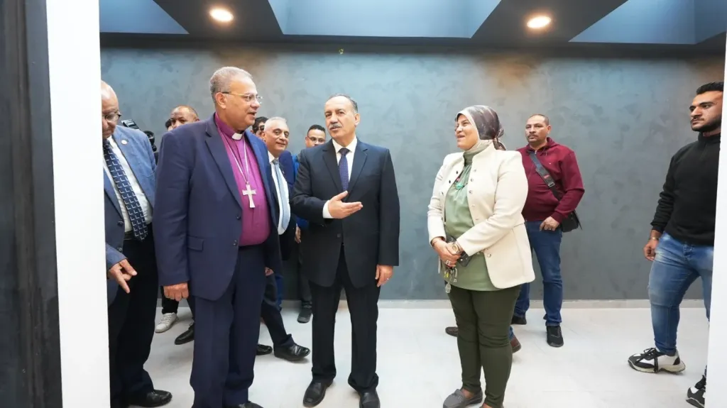 محافظ أسيوط 