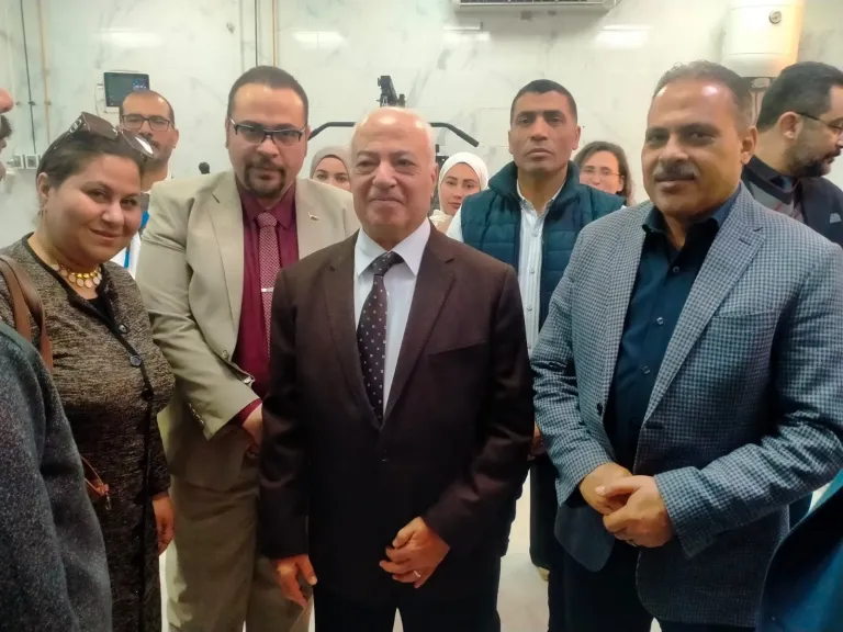 جانب من الافتتاح 