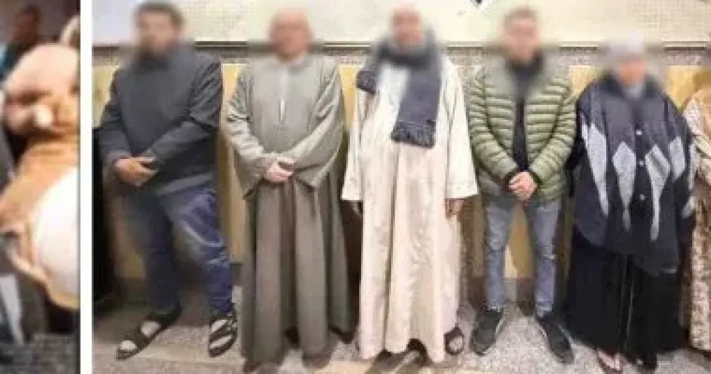 المتهمين 