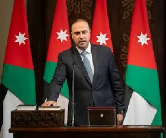 المتحدث باسم الحكومة الأردنية الوزير محمد المومنى
