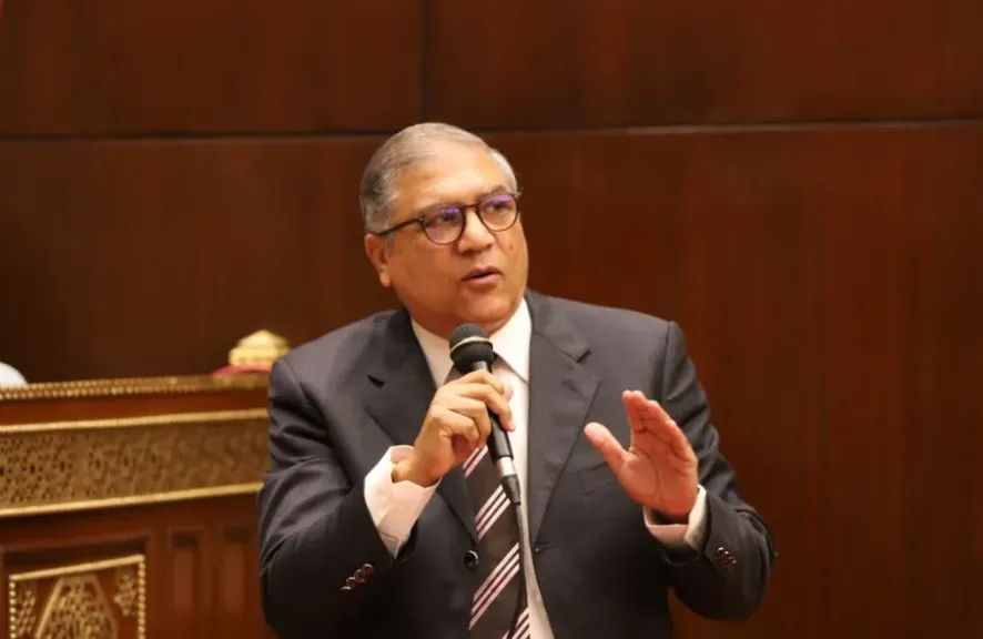 النائب عفت السادات