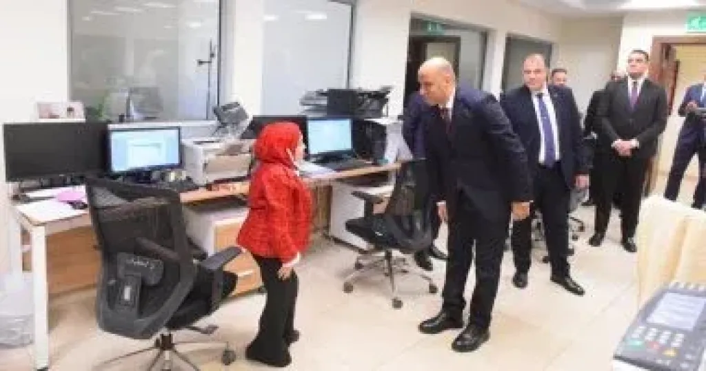 وزير العمل  