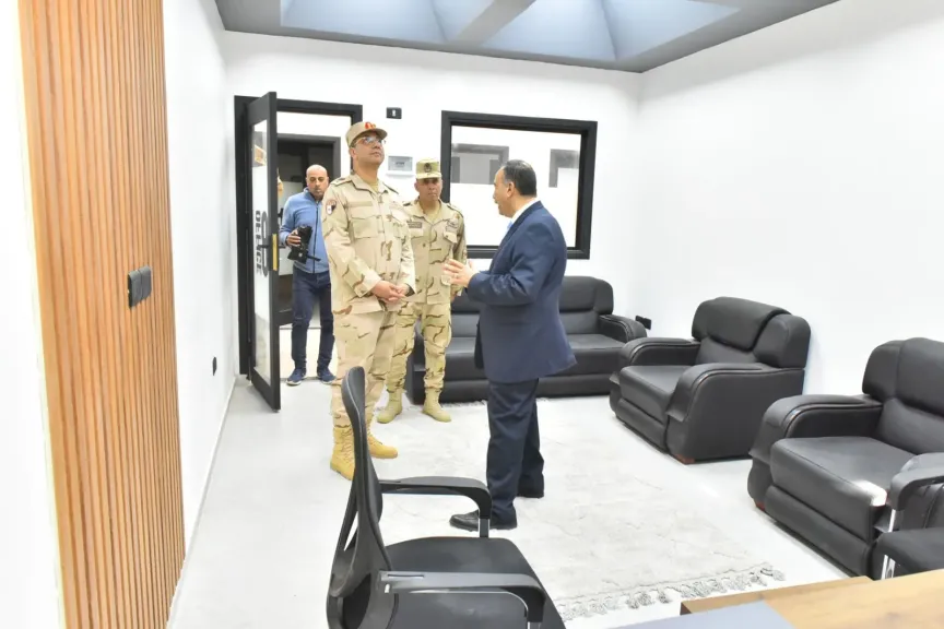 محافظ أسيوط 