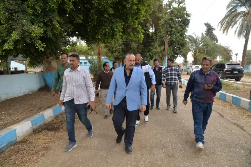 محافظ أسيوط 