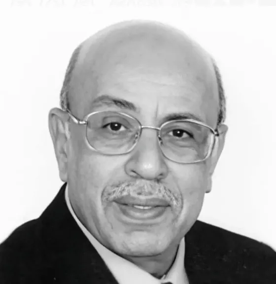 الدكتور مفيد شهاب