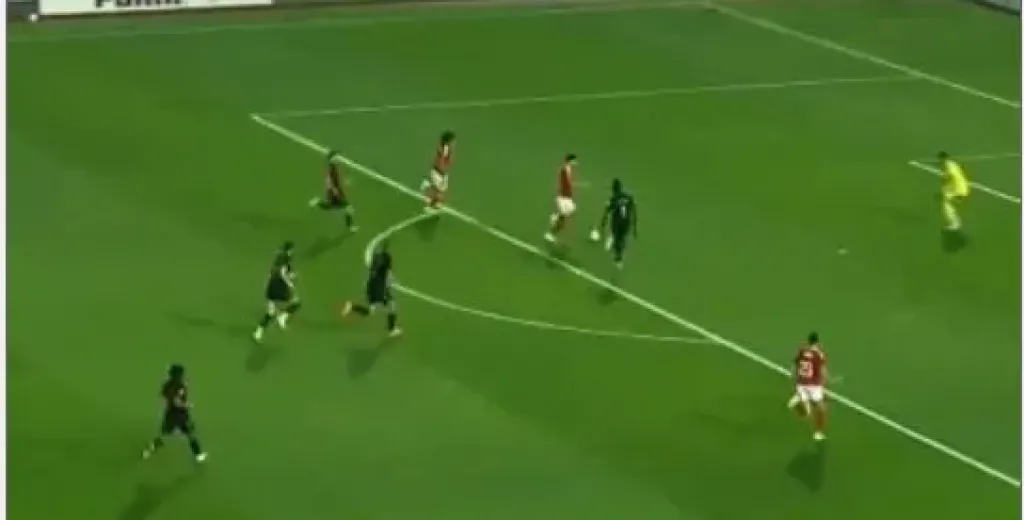 الاهلى والجيش الملكى