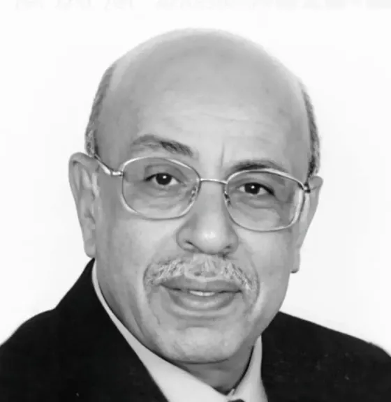 الدكتور مفيد شهاب