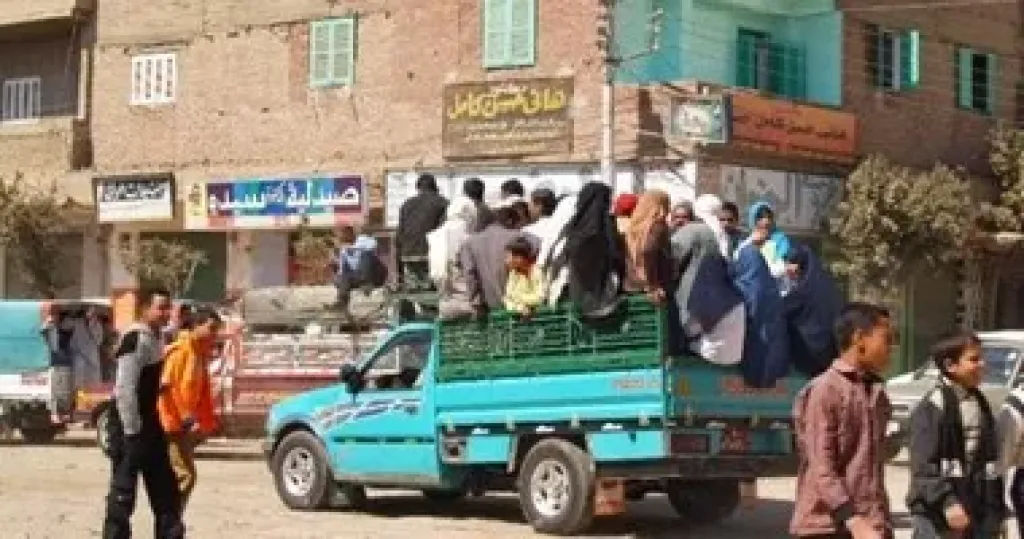 طلب احاطة عن عدم توافر النقل الجماعى بدائرة الحسينية 