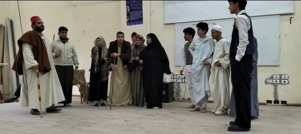 عرض مسرحي