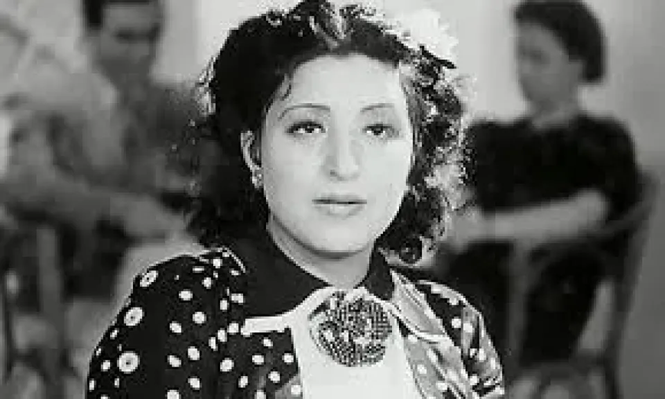 عزيزه امير