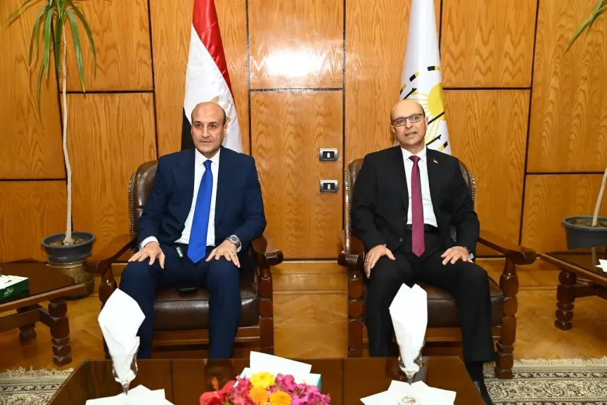 رئيس جامعة 