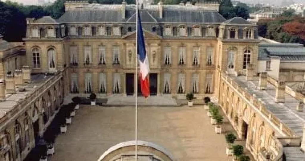 فرنسا 