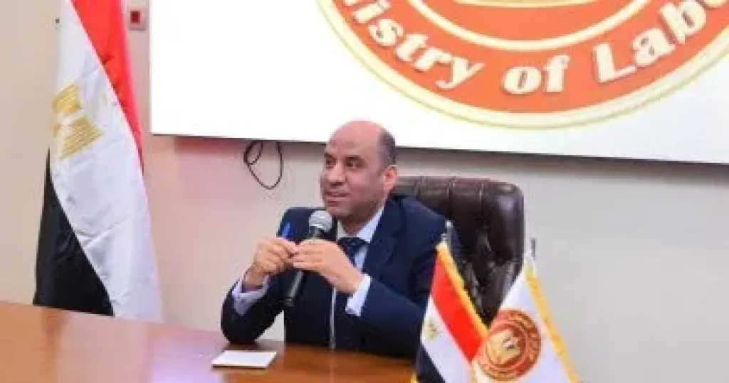 وزير العمل 