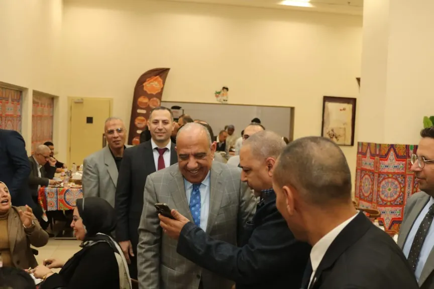 وزير الكهرباء 